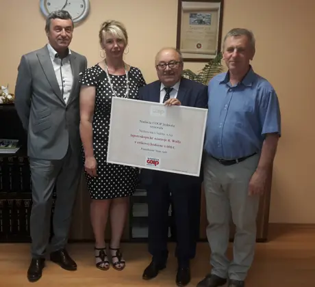 Nadácia COOP Jednota venovala Nemocnici Snina, s.r.o. špičkové laparoskopické nástroje